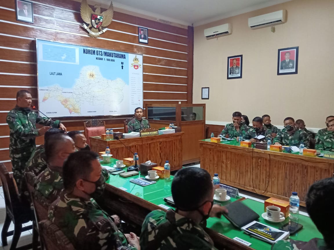 Jelang Sertijab Danrem 073/Makutarama, para Dandim dan Para Kasi Korem Laksanakan Paparan